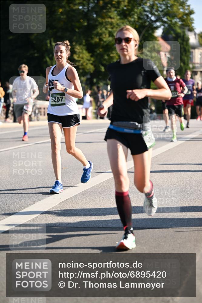 01.09.2024 - BARMER Alsterlauf Dr. Thomas Lammeyer http://msf.ph/oto/6895420 01.09.2024 09:32:50 Laufen 5257, 36 meine-sportfotos.de