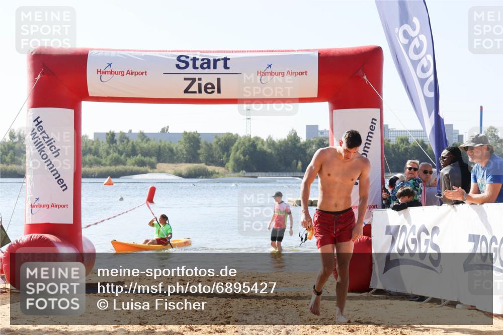 01.09.2024 - 17. Tribühne Triathlon Luisa Fischer http://msf.ph/oto/6895427 01.09.2024 11:11:19 Schwimmen 349 meine-sportfotos.de