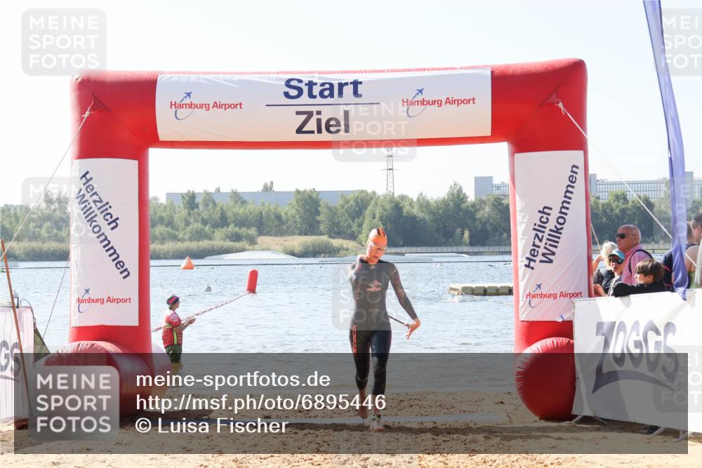 01.09.2024 - 17. Tribühne Triathlon Luisa Fischer http://msf.ph/oto/6895446 01.09.2024 11:13:56 Schwimmen 542 meine-sportfotos.de