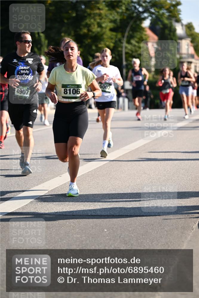 01.09.2024 - BARMER Alsterlauf Dr. Thomas Lammeyer http://msf.ph/oto/6895460 01.09.2024 09:32:54 Laufen 4907, 8106, 5007 meine-sportfotos.de