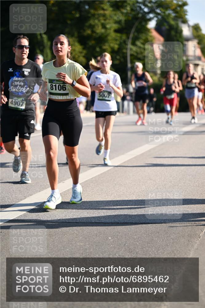 01.09.2024 - BARMER Alsterlauf Dr. Thomas Lammeyer http://msf.ph/oto/6895462 01.09.2024 09:32:54 Laufen 10, 4907, 8106, 5007 meine-sportfotos.de