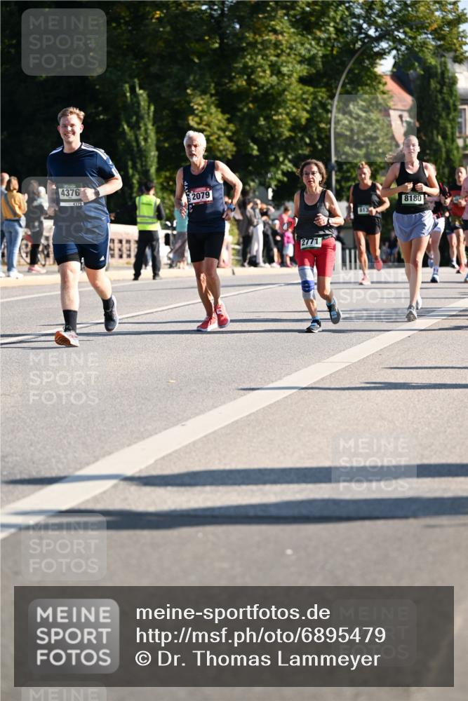 01.09.2024 - BARMER Alsterlauf Dr. Thomas Lammeyer http://msf.ph/oto/6895479 01.09.2024 09:32:57 Laufen 4376, 4376, 2079, 8180 meine-sportfotos.de