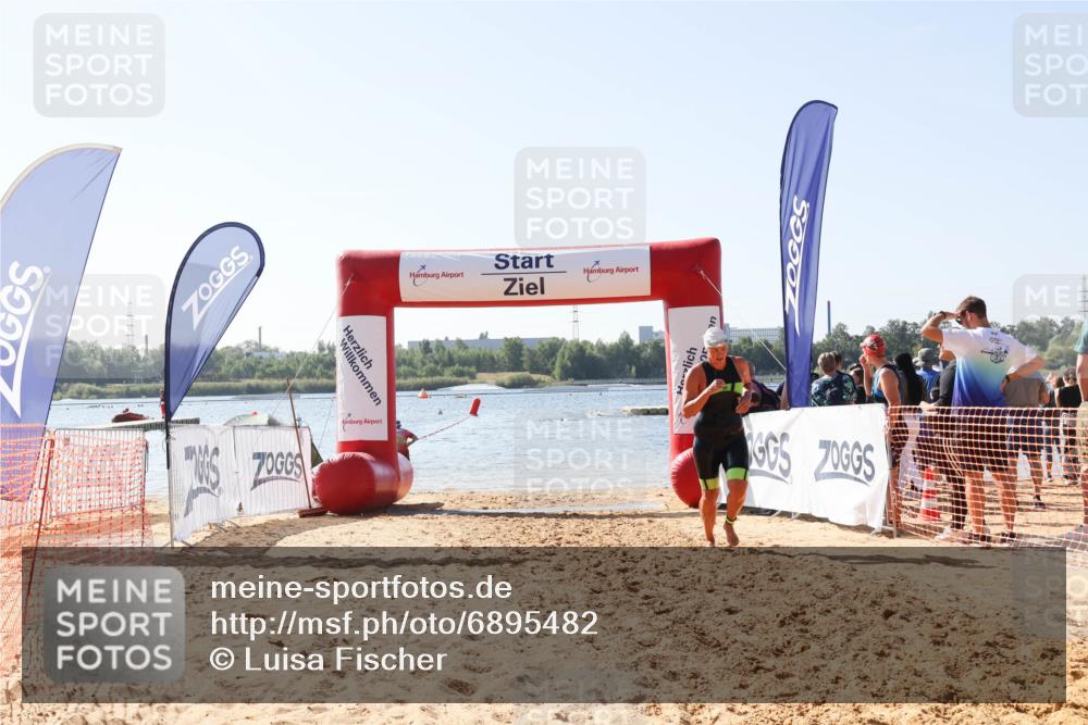 01.09.2024 - 17. Tribühne Triathlon Luisa Fischer http://msf.ph/oto/6895482 01.09.2024 11:14:34 Schwimmen 509 meine-sportfotos.de