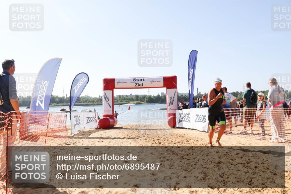 01.09.2024 - 17. Tribühne Triathlon Luisa Fischer http://msf.ph/oto/6895487 01.09.2024 11:14:36 Schwimmen 509 meine-sportfotos.de