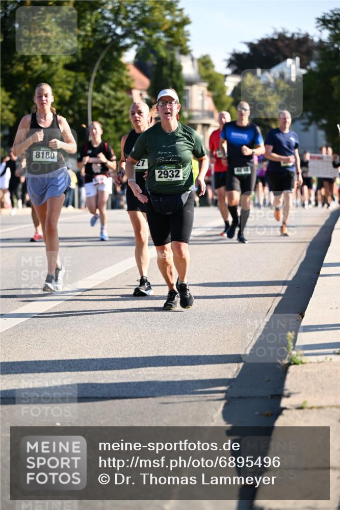 01.09.2024 - BARMER Alsterlauf Dr. Thomas Lammeyer http://msf.ph/oto/6895496 01.09.2024 09:32:59 Laufen 8180, 2932 meine-sportfotos.de