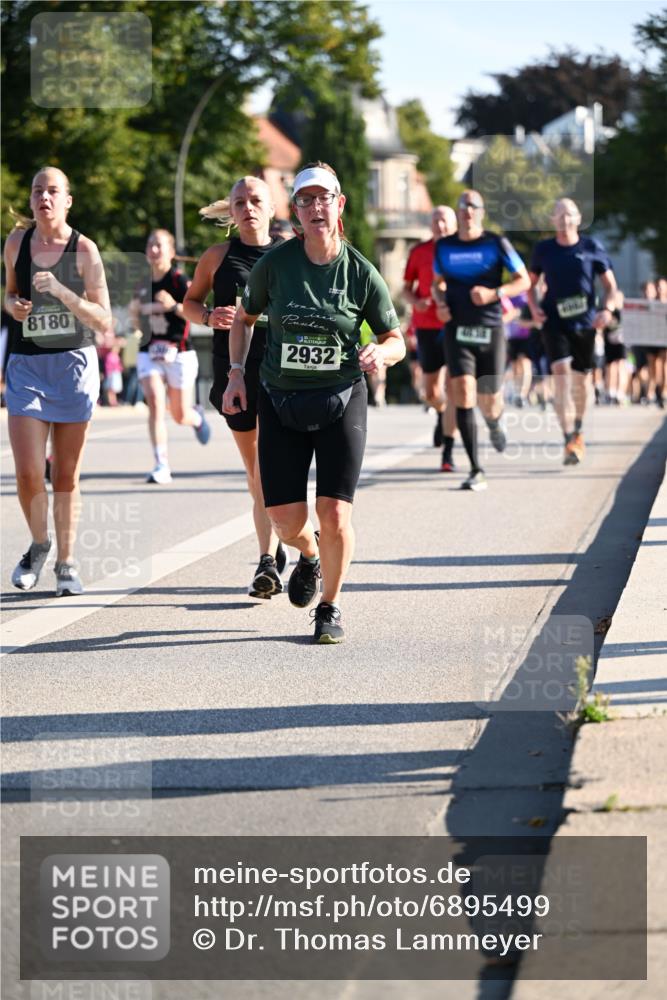 01.09.2024 - BARMER Alsterlauf Dr. Thomas Lammeyer http://msf.ph/oto/6895499 01.09.2024 09:32:59 Laufen 8180, 2932 meine-sportfotos.de