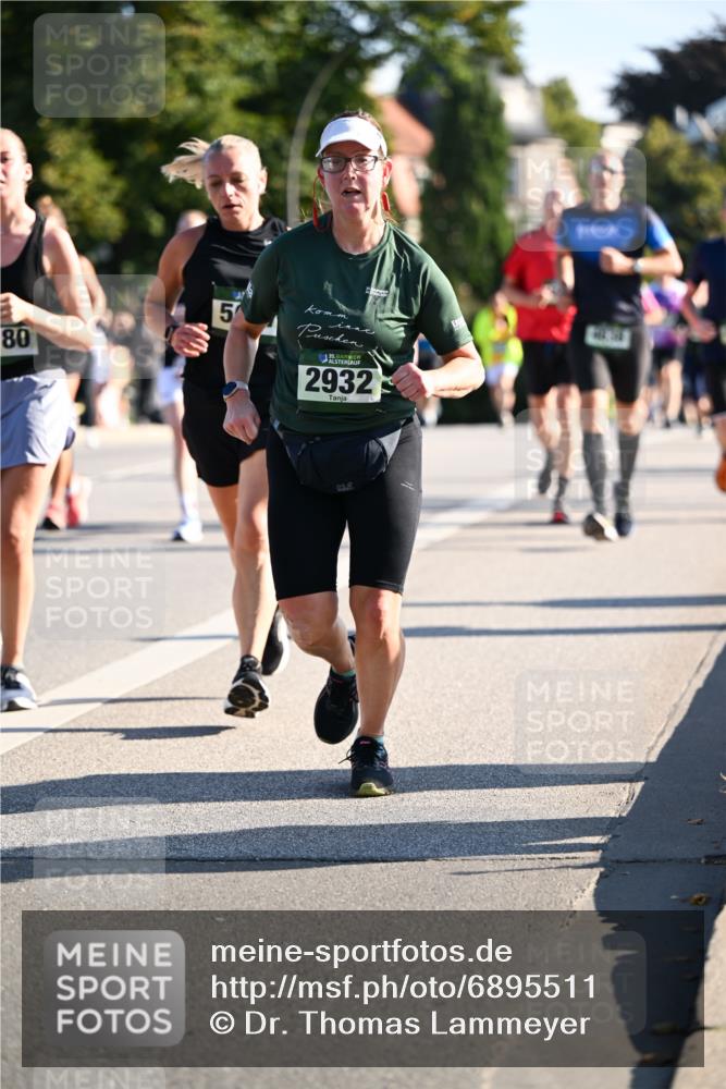 01.09.2024 - BARMER Alsterlauf Dr. Thomas Lammeyer http://msf.ph/oto/6895511 01.09.2024 09:33:00 Laufen 5, 80, 35, 2932 meine-sportfotos.de