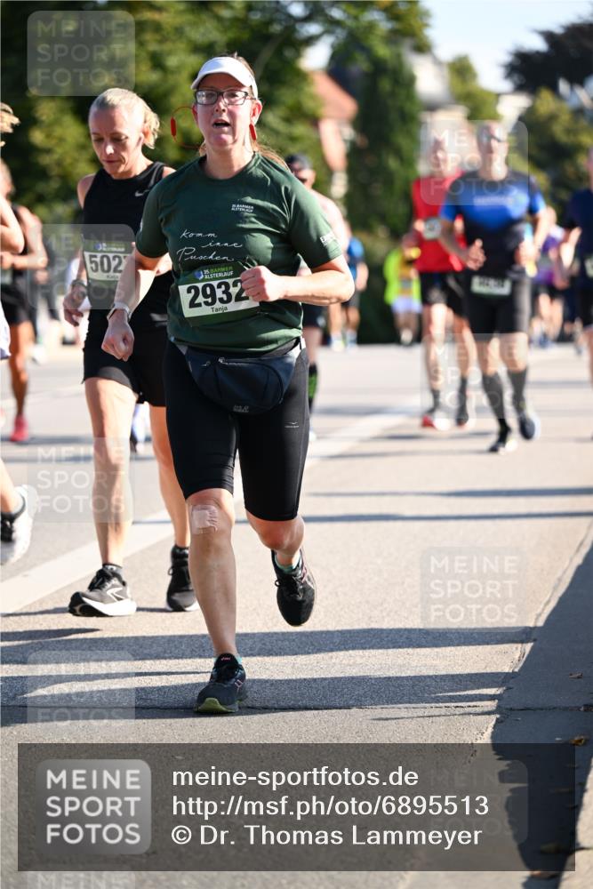 01.09.2024 - BARMER Alsterlauf Dr. Thomas Lammeyer http://msf.ph/oto/6895513 01.09.2024 09:33:00 Laufen 502, 35, 2932 meine-sportfotos.de