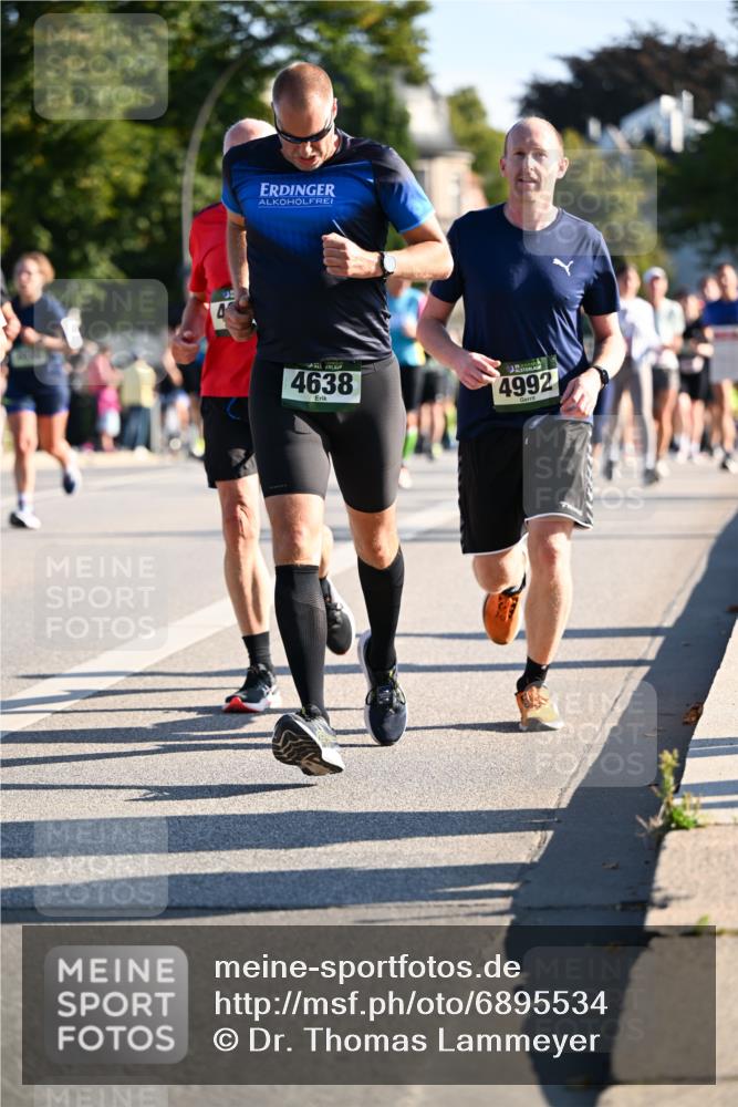 01.09.2024 - BARMER Alsterlauf Dr. Thomas Lammeyer http://msf.ph/oto/6895534 01.09.2024 09:33:02 Laufen 4638, 4992 meine-sportfotos.de