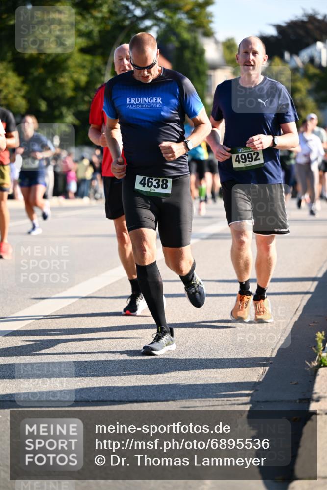 01.09.2024 - BARMER Alsterlauf Dr. Thomas Lammeyer http://msf.ph/oto/6895536 01.09.2024 09:33:02 Laufen 4638, 4992 meine-sportfotos.de
