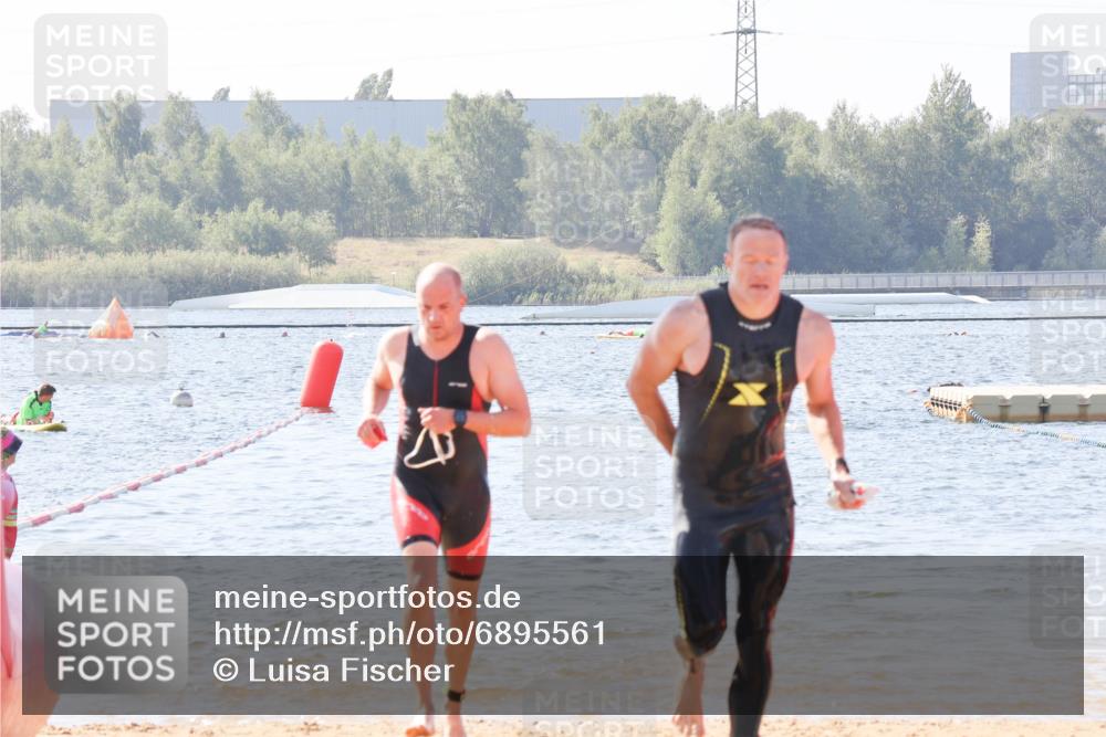 01.09.2024 - 17. Tribühne Triathlon Luisa Fischer http://msf.ph/oto/6895561 01.09.2024 11:15:34 Schwimmen 489, 511, 551 meine-sportfotos.de