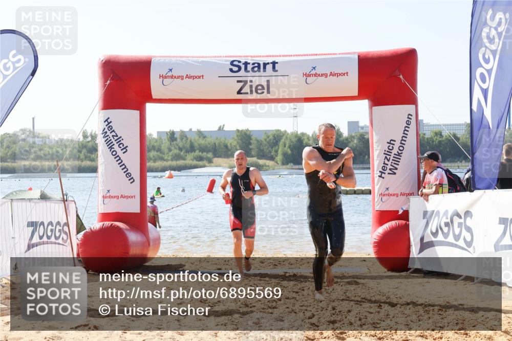 01.09.2024 - 17. Tribühne Triathlon Luisa Fischer http://msf.ph/oto/6895569 01.09.2024 11:15:35 Schwimmen 489, 511, 551 meine-sportfotos.de