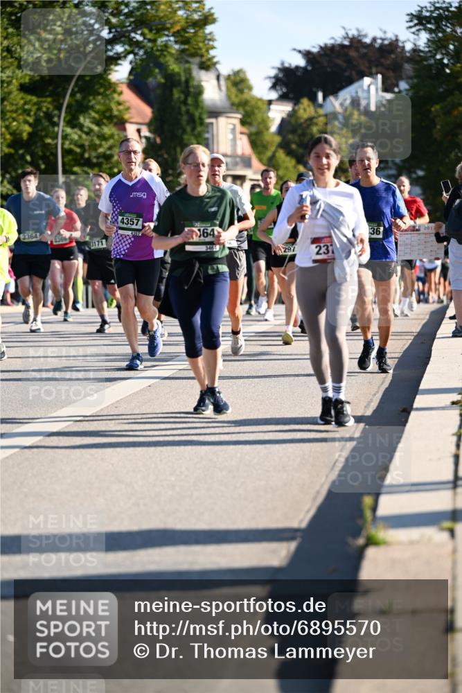 01.09.2024 - BARMER Alsterlauf Dr. Thomas Lammeyer http://msf.ph/oto/6895570 01.09.2024 09:33:06 Laufen 3364, 3171, 4357, 4357, 164, 201, 36, 297, 231 meine-sportfotos.de