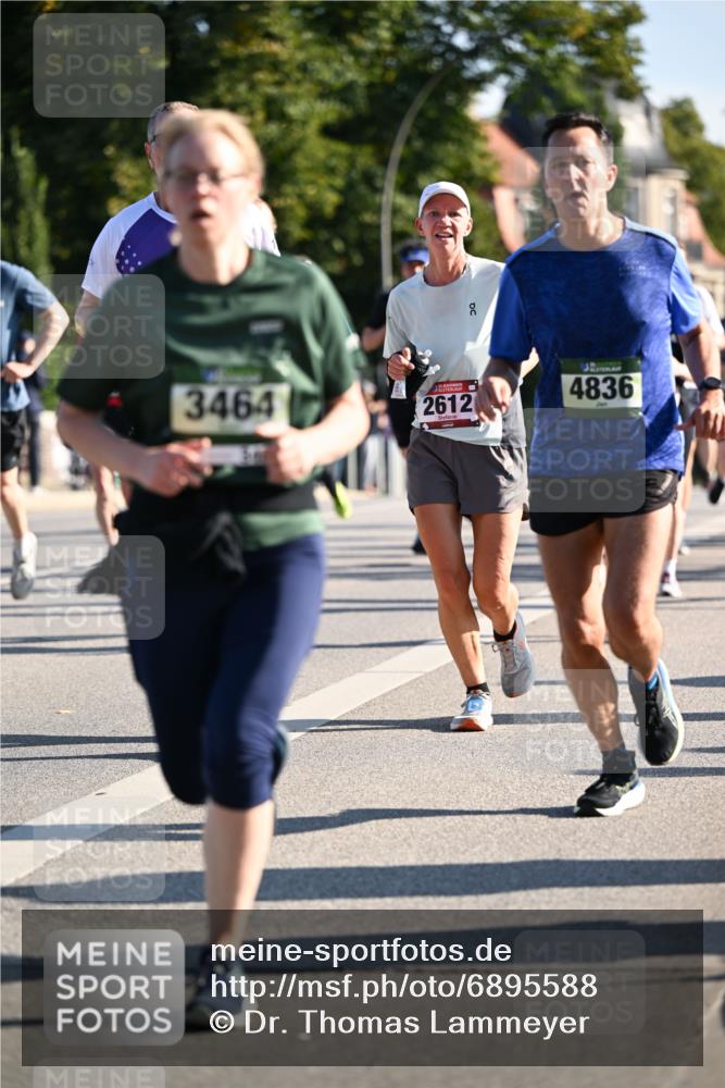 01.09.2024 - BARMER Alsterlauf Dr. Thomas Lammeyer http://msf.ph/oto/6895588 01.09.2024 09:33:09 Laufen 3464, 2612, 00, 4836 meine-sportfotos.de