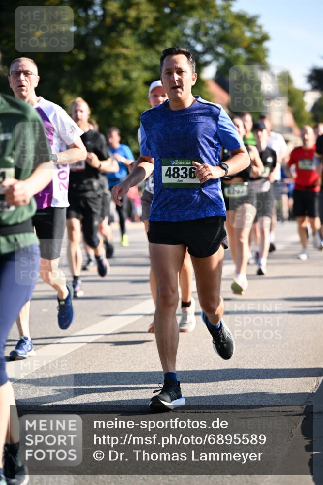 01.09.2024 - BARMER Alsterlauf Dr. Thomas Lammeyer http://msf.ph/oto/6895589 01.09.2024 09:33:09 Laufen 207, 16135, 4836 meine-sportfotos.de