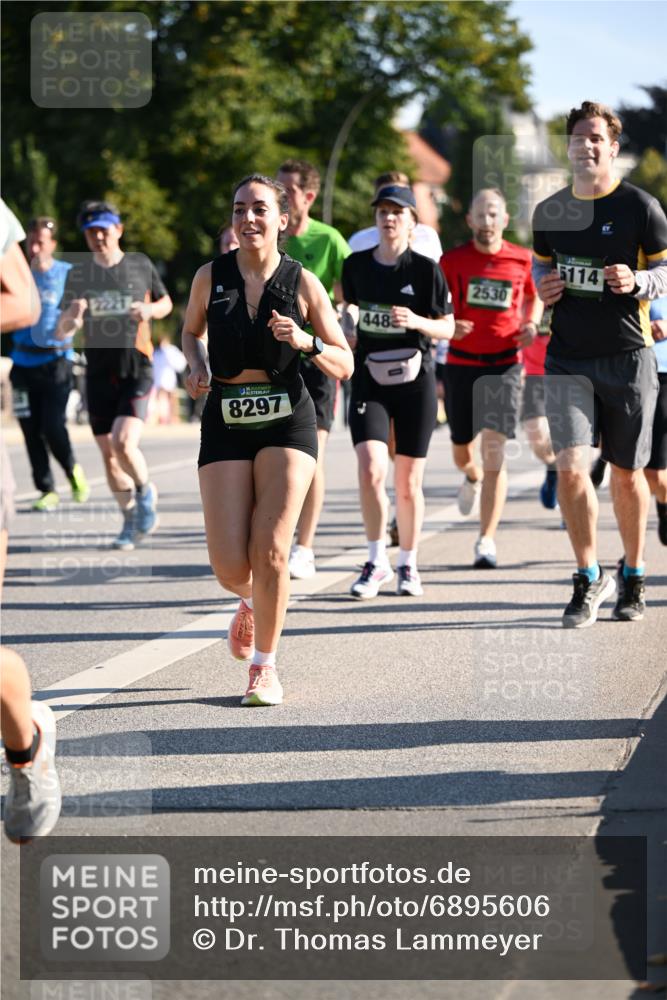 01.09.2024 - BARMER Alsterlauf Dr. Thomas Lammeyer http://msf.ph/oto/6895606 01.09.2024 09:33:11 Laufen 8297, 448, 2530, 5114 meine-sportfotos.de