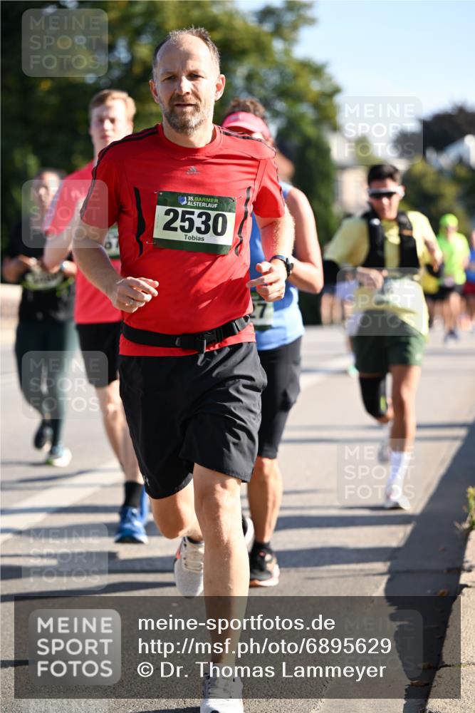 01.09.2024 - BARMER Alsterlauf Dr. Thomas Lammeyer http://msf.ph/oto/6895629 01.09.2024 09:33:13 Laufen 35, 2530 meine-sportfotos.de