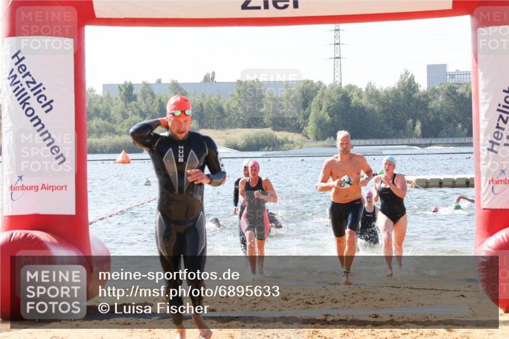 01.09.2024 - 17. Tribühne Triathlon Luisa Fischer http://msf.ph/oto/6895633 01.09.2024 11:17:03 Schwimmen 465, 472, 486, 524, 528, 545, 552, 553 meine-sportfotos.de