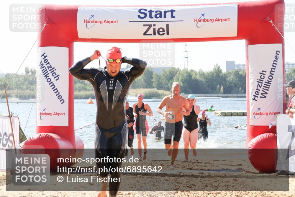 01.09.2024 - 17. Tribühne Triathlon Luisa Fischer http://msf.ph/oto/6895642 01.09.2024 11:17:05 Schwimmen 465, 472, 486, 524, 528, 545, 552, 553 meine-sportfotos.de