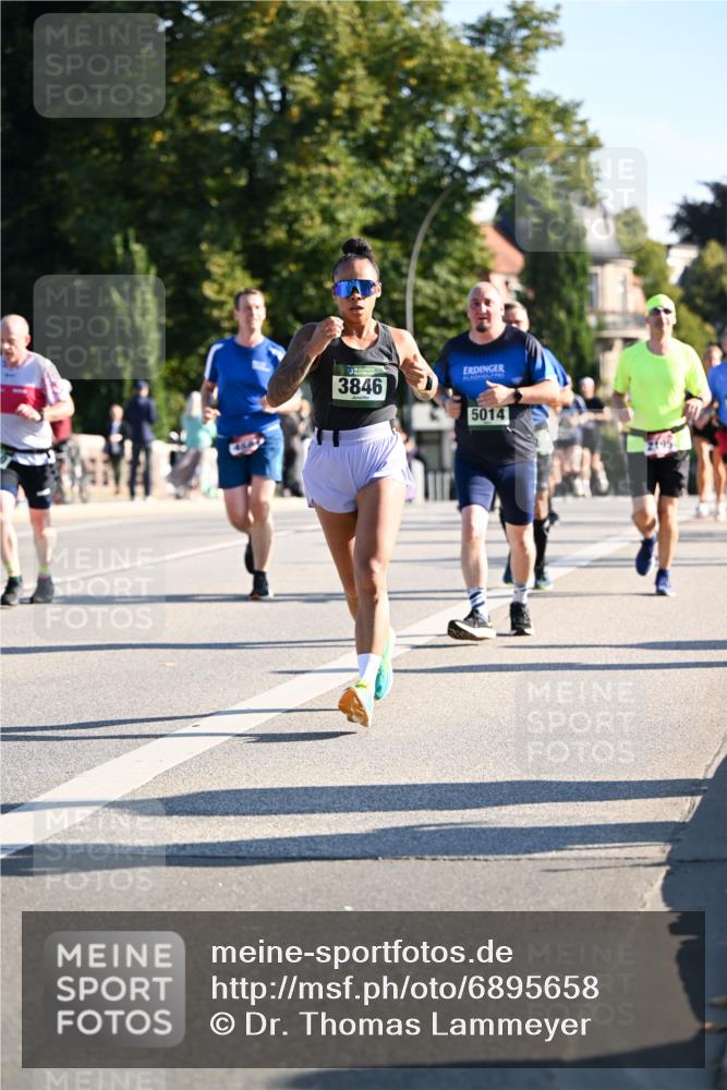 01.09.2024 - BARMER Alsterlauf Dr. Thomas Lammeyer http://msf.ph/oto/6895658 01.09.2024 09:33:16 Laufen 3846, 5014 meine-sportfotos.de