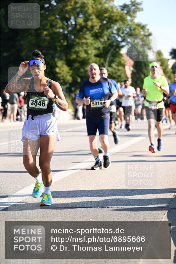 01.09.2024 - BARMER Alsterlauf Dr. Thomas Lammeyer http://msf.ph/oto/6895666 01.09.2024 09:33:17 Laufen 35, 3846, 5014 meine-sportfotos.de
