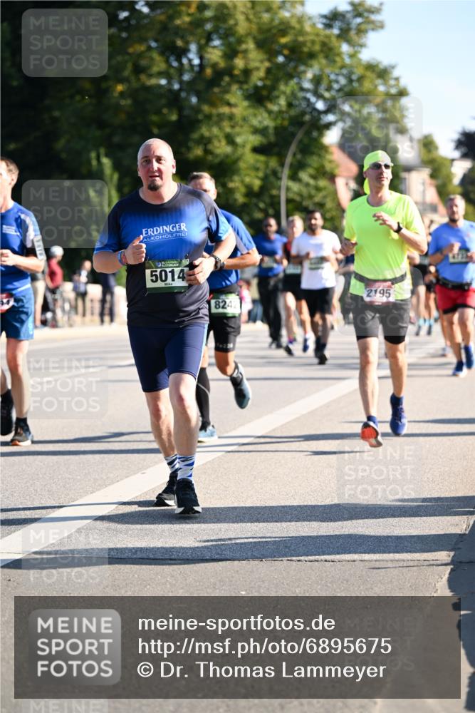 01.09.2024 - BARMER Alsterlauf Dr. Thomas Lammeyer http://msf.ph/oto/6895675 01.09.2024 09:33:18 Laufen 35, 5014, 8242, 2195 meine-sportfotos.de