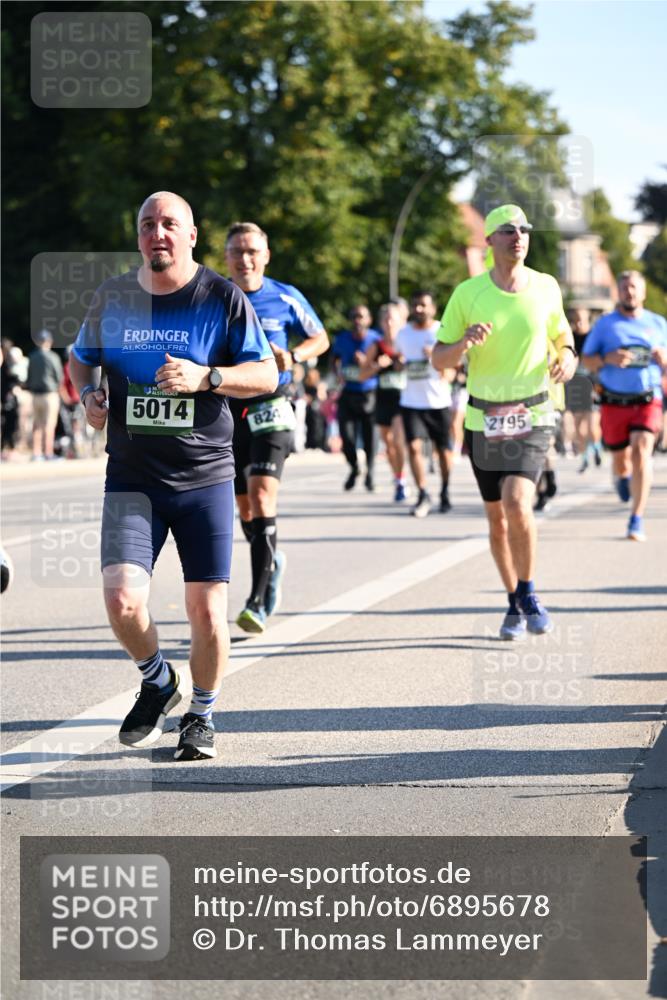 01.09.2024 - BARMER Alsterlauf Dr. Thomas Lammeyer http://msf.ph/oto/6895678 01.09.2024 09:33:18 Laufen 5014, 824, 2195 meine-sportfotos.de