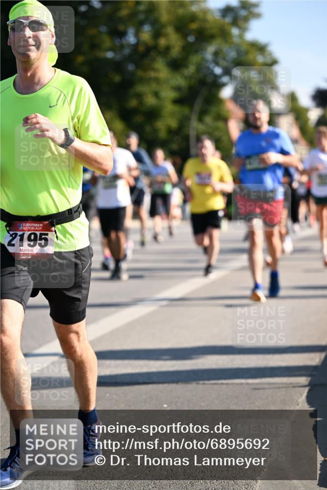 01.09.2024 - BARMER Alsterlauf Dr. Thomas Lammeyer http://msf.ph/oto/6895692 01.09.2024 09:33:20 Laufen 35, 2195 meine-sportfotos.de