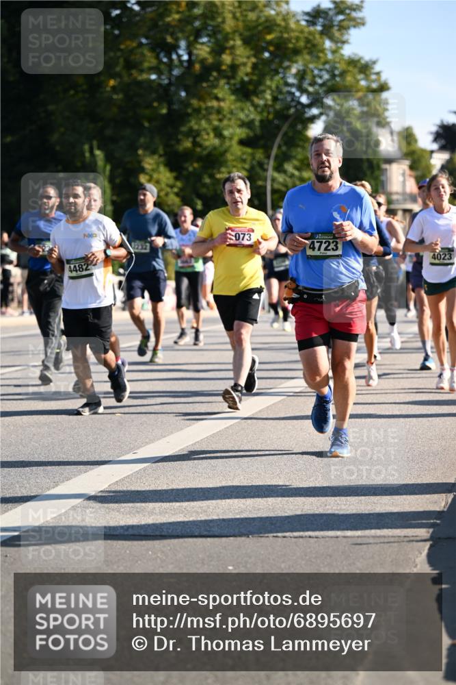 01.09.2024 - BARMER Alsterlauf Dr. Thomas Lammeyer http://msf.ph/oto/6895697 01.09.2024 09:33:21 Laufen 4482, 073, 4723, 4023 meine-sportfotos.de
