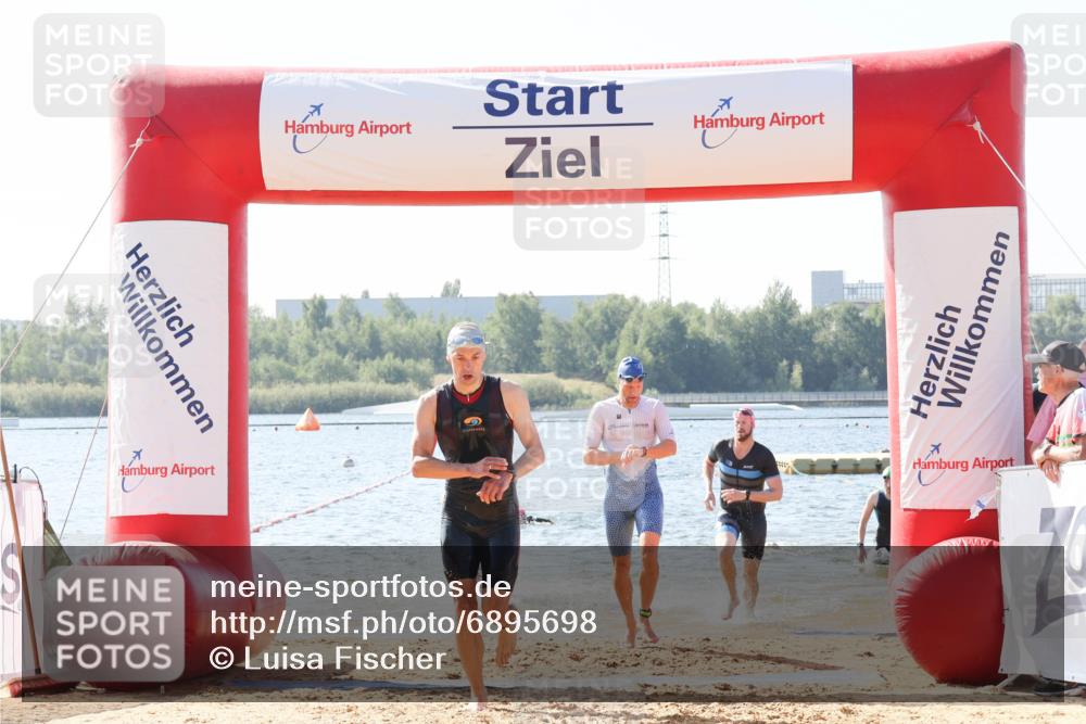 01.09.2024 - 17. Tribühne Triathlon Luisa Fischer http://msf.ph/oto/6895698 01.09.2024 11:17:21 Schwimmen 470, 474, 478, 498, 513, 525 meine-sportfotos.de