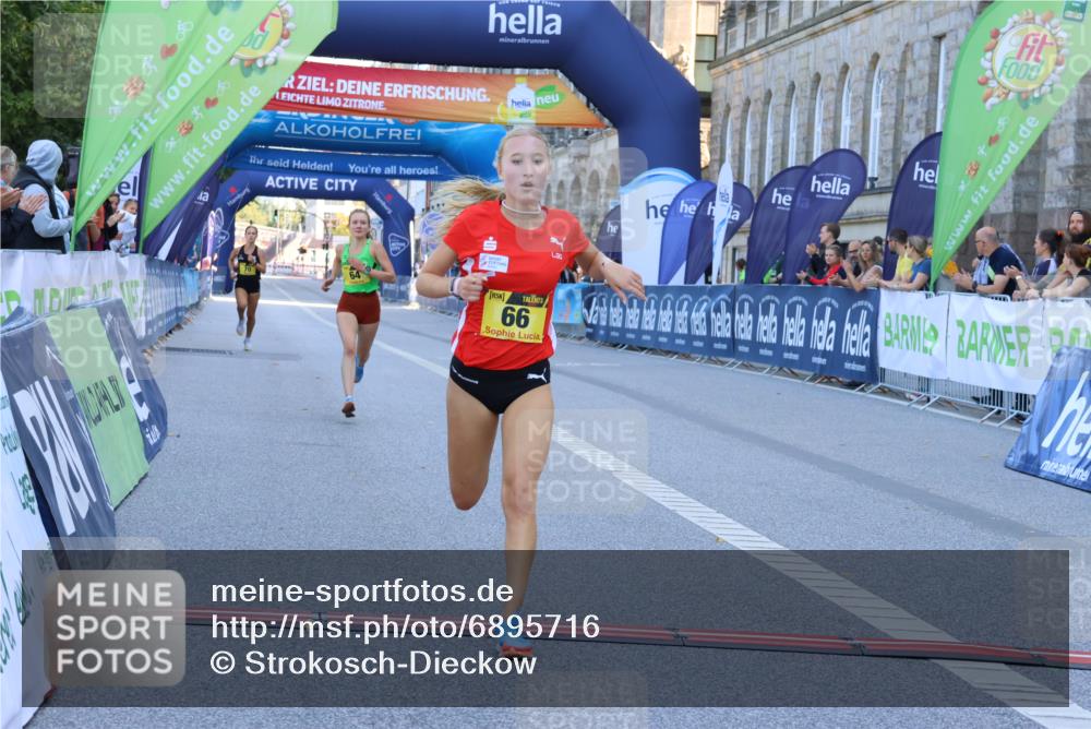 01.09.2024 - BARMER Alsterlauf Strokosch-Dieckow http://msf.ph/oto/6895716 01.09.2024 11:19:29 Ziel 64, 66, 70, 71 meine-sportfotos.de