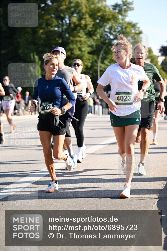 01.09.2024 - BARMER Alsterlauf Dr. Thomas Lammeyer http://msf.ph/oto/6895723 01.09.2024 09:33:23 Laufen 4022, 4023 meine-sportfotos.de