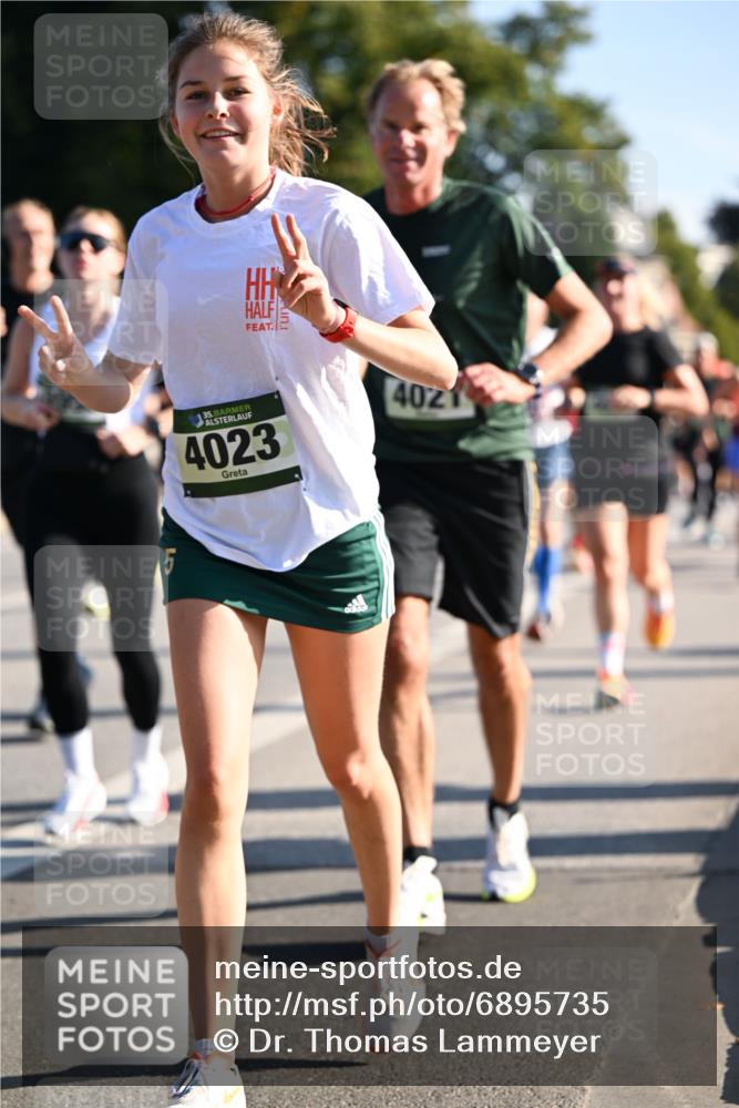 01.09.2024 - BARMER Alsterlauf Dr. Thomas Lammeyer http://msf.ph/oto/6895735 01.09.2024 09:33:24 Laufen 5, 35, 4023, 4021 meine-sportfotos.de