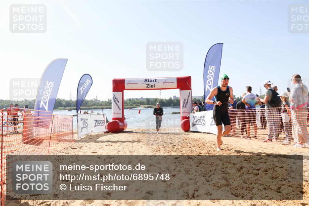 01.09.2024 - 17. Tribühne Triathlon Luisa Fischer http://msf.ph/oto/6895748 01.09.2024 11:17:32 Schwimmen 474, 495, 498, 513, 525 meine-sportfotos.de