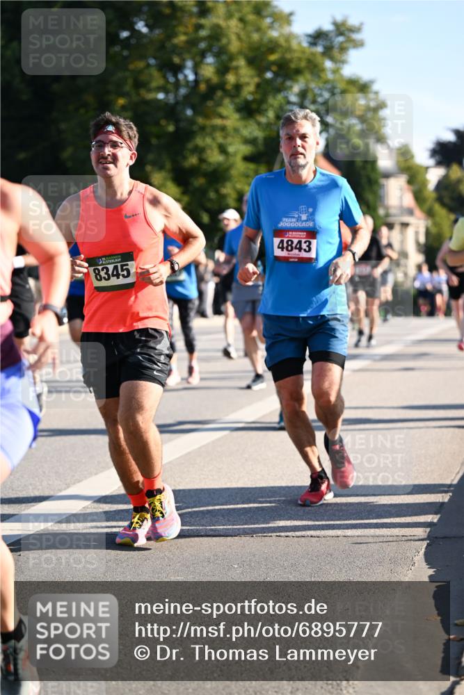 01.09.2024 - BARMER Alsterlauf Dr. Thomas Lammeyer http://msf.ph/oto/6895777 01.09.2024 09:33:28 Laufen 8345, 4843 meine-sportfotos.de