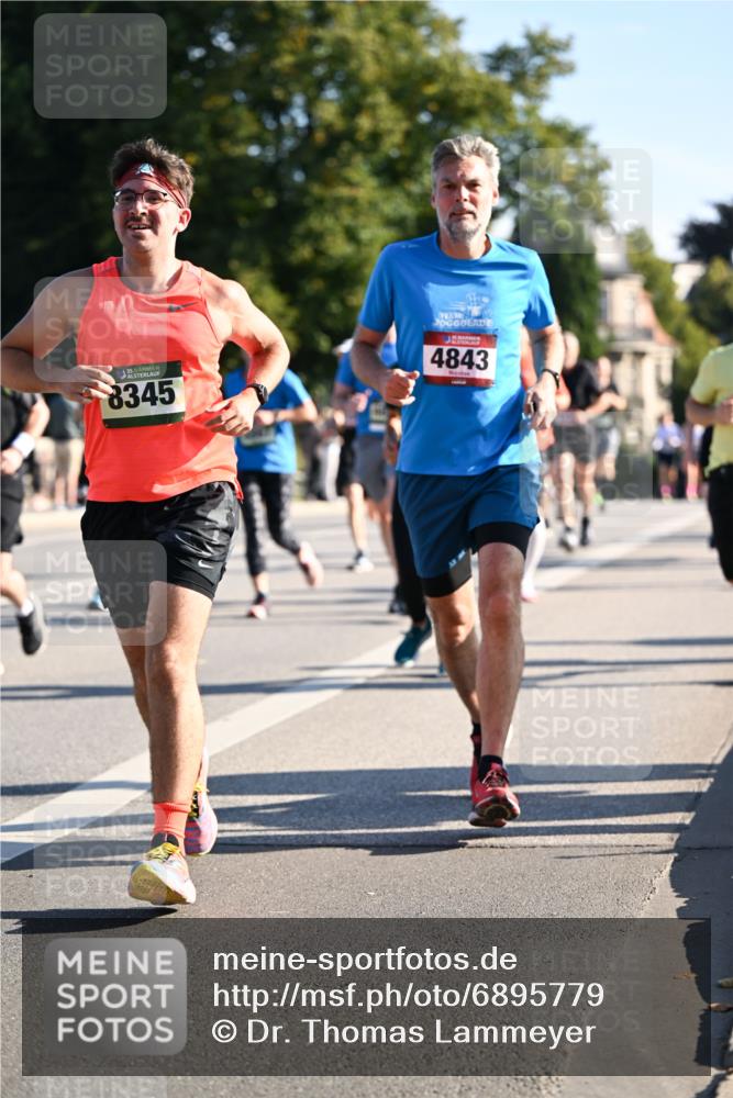 01.09.2024 - BARMER Alsterlauf Dr. Thomas Lammeyer http://msf.ph/oto/6895779 01.09.2024 09:33:29 Laufen 135, 8345, 4843 meine-sportfotos.de