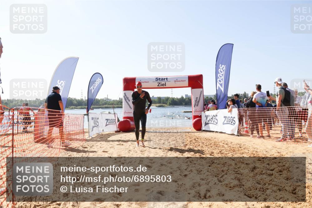 01.09.2024 - 17. Tribühne Triathlon Luisa Fischer http://msf.ph/oto/6895803 01.09.2024 11:18:18 Schwimmen 557 meine-sportfotos.de