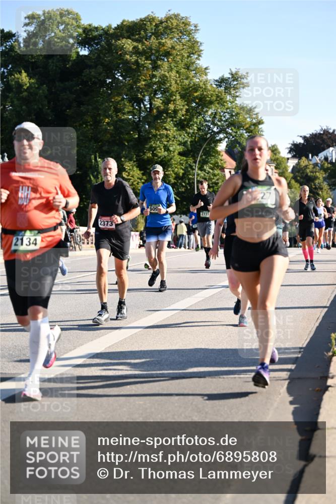 01.09.2024 - BARMER Alsterlauf Dr. Thomas Lammeyer http://msf.ph/oto/6895808 01.09.2024 09:33:32 Laufen 2134, 2373, 509, 2722, 129 meine-sportfotos.de