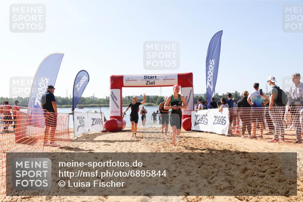 01.09.2024 - 17. Tribühne Triathlon Luisa Fischer http://msf.ph/oto/6895844 01.09.2024 11:18:36 Schwimmen 452, 456, 464, 466, 484, 488 meine-sportfotos.de