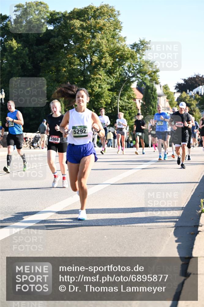 01.09.2024 - BARMER Alsterlauf Dr. Thomas Lammeyer http://msf.ph/oto/6895877 01.09.2024 09:33:39 Laufen 1834, 2869, 5292, 4578, 34888 meine-sportfotos.de