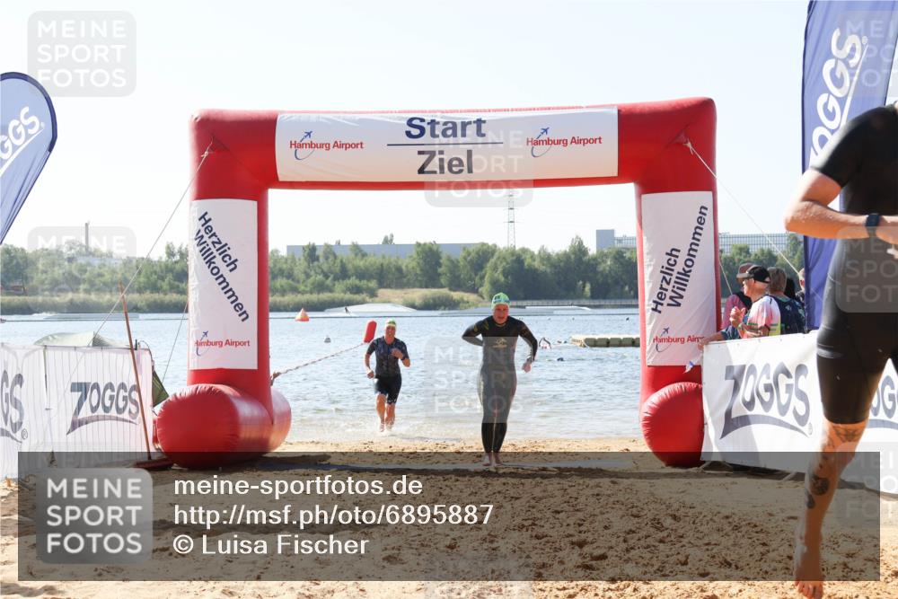 01.09.2024 - 17. Tribühne Triathlon Luisa Fischer http://msf.ph/oto/6895887 01.09.2024 11:18:45 Schwimmen 466, 467, 469, 481, 484, 488 meine-sportfotos.de