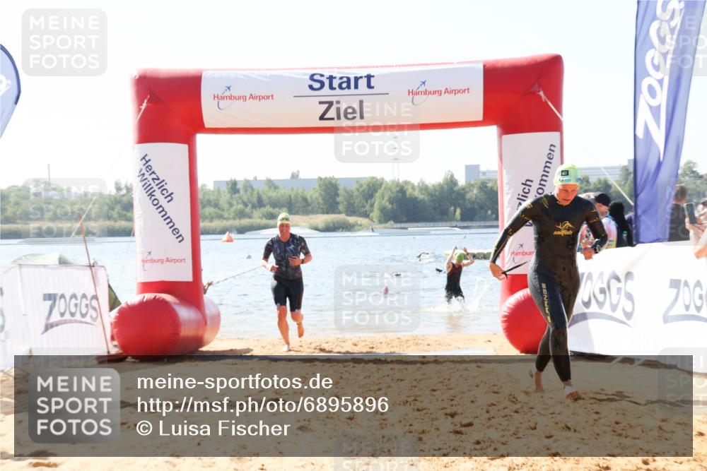 01.09.2024 - 17. Tribühne Triathlon Luisa Fischer http://msf.ph/oto/6895896 01.09.2024 11:18:48 Schwimmen 466, 467, 469, 481, 484, 488 meine-sportfotos.de