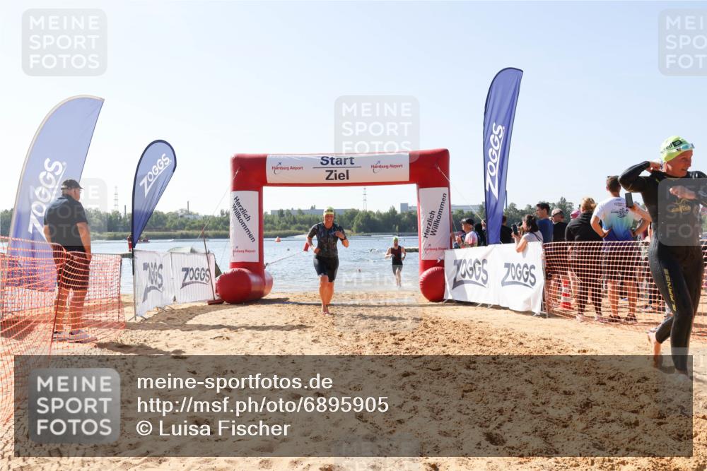01.09.2024 - 17. Tribühne Triathlon Luisa Fischer http://msf.ph/oto/6895905 01.09.2024 11:18:50 Schwimmen 466, 467, 469, 481 meine-sportfotos.de