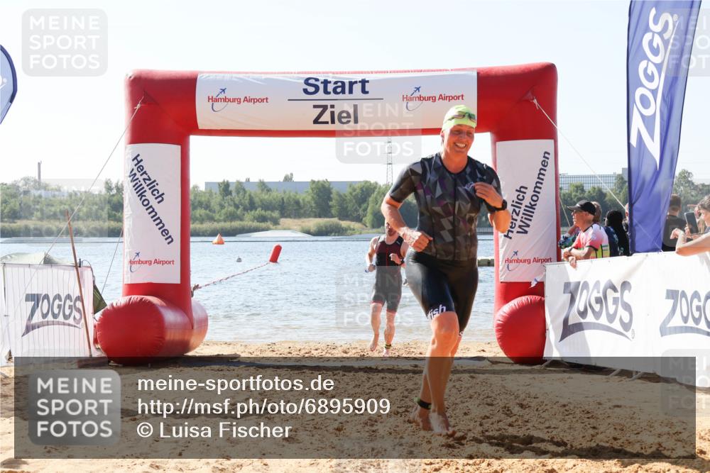 01.09.2024 - 17. Tribühne Triathlon Luisa Fischer http://msf.ph/oto/6895909 01.09.2024 11:18:51 Schwimmen 466, 467, 469, 481 meine-sportfotos.de