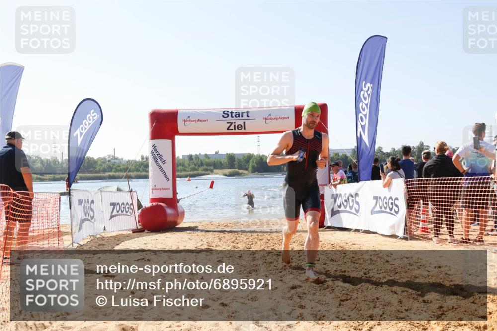 01.09.2024 - 17. Tribühne Triathlon Luisa Fischer http://msf.ph/oto/6895921 01.09.2024 11:18:54 Schwimmen 457, 467, 469, 481 meine-sportfotos.de