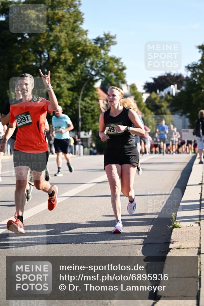 01.09.2024 - BARMER Alsterlauf Dr. Thomas Lammeyer http://msf.ph/oto/6895936 01.09.2024 09:33:45 Laufen 5091, 49 meine-sportfotos.de