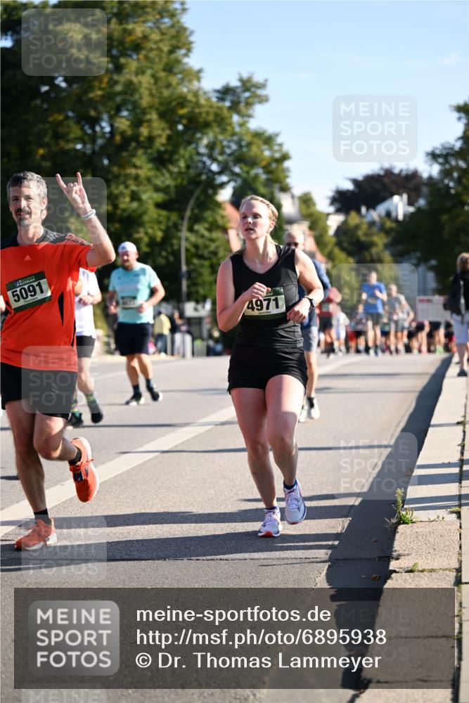 01.09.2024 - BARMER Alsterlauf Dr. Thomas Lammeyer http://msf.ph/oto/6895938 01.09.2024 09:33:45 Laufen 5091, 4971 meine-sportfotos.de