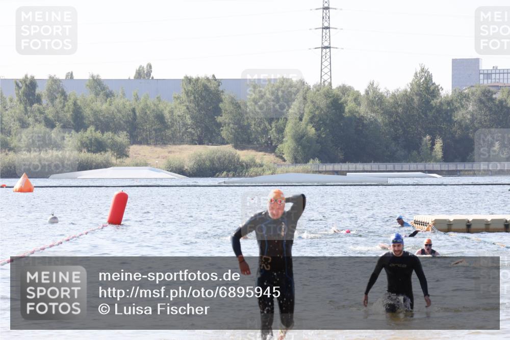 01.09.2024 - 17. Tribühne Triathlon Luisa Fischer http://msf.ph/oto/6895945 01.09.2024 11:19:13 Schwimmen 480, 516 meine-sportfotos.de