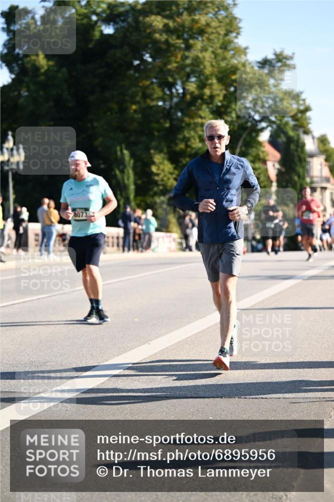 01.09.2024 - BARMER Alsterlauf Dr. Thomas Lammeyer http://msf.ph/oto/6895956 01.09.2024 09:33:48 Laufen 8073 meine-sportfotos.de