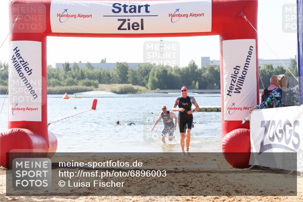 01.09.2024 - 17. Tribühne Triathlon Luisa Fischer http://msf.ph/oto/6896003 01.09.2024 11:19:40 Schwimmen 491, 500, 539 meine-sportfotos.de
